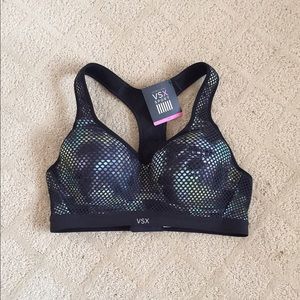 NWT Victoria's Secret Incredible sports bra