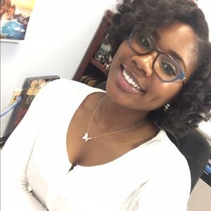 Meet your Posher, Nyla