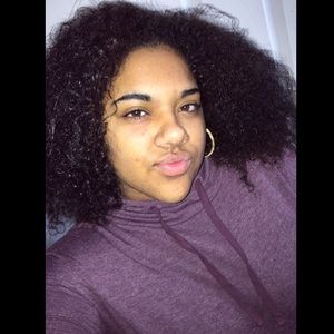 Meet your Posher, Camille