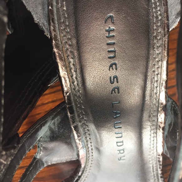 Chinese laundry copper heels - Picture 3 of 4