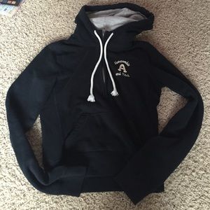 Half zip sweatshirt