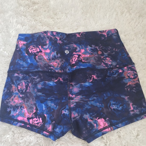 Lululemon boogie shorts