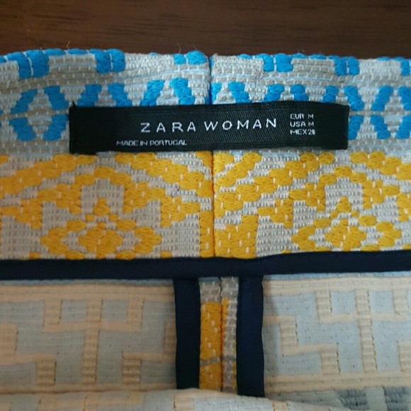 FLASH SALE Zara women embroidered skirt - Picture 2 of 2