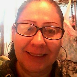 Meet your Posher, Janet