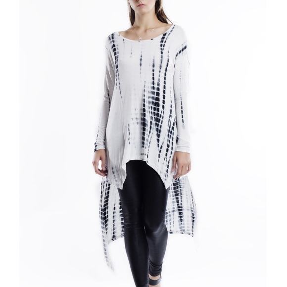 "I've Been Known" Bamboo Tie Dyed Tunic Top - Picture 2 of 3