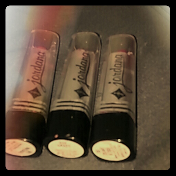 Jordana lipsticks - Picture 1 of 4