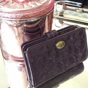 Coach Peyton Op Art Embossed Patent Leather Wallet