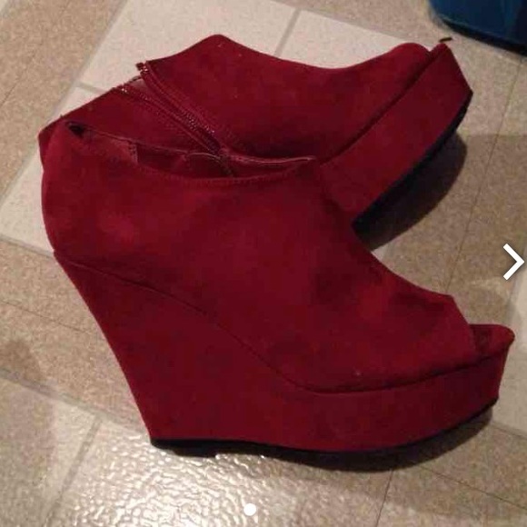 Maroon peep toe wedges