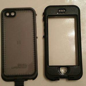 IPhone 5/5s life proof case