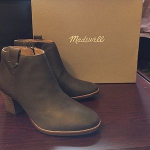 Madewell Billie Boot; 5.5-castle rock
