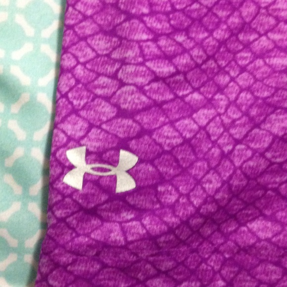 Running Capris - Picture 2 of 3