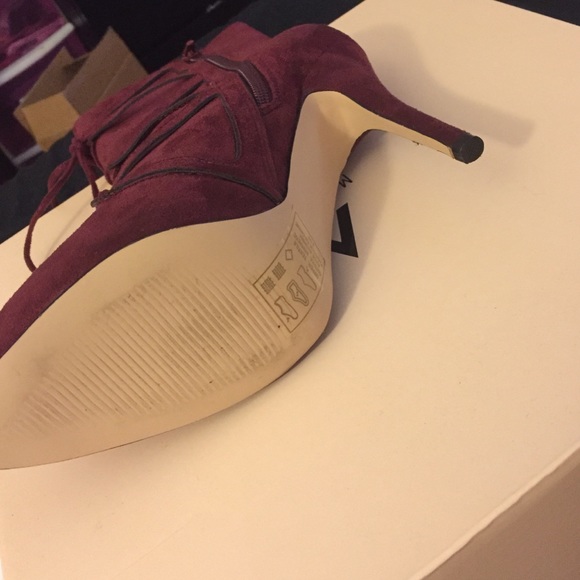 Burgundy Boot Heels - Picture 3 of 4