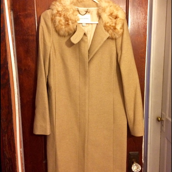 Banana Republic wool-blend coat w/ faux fur collar