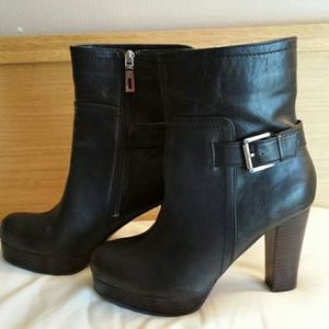 Flash Sale-Marc Fisher booties