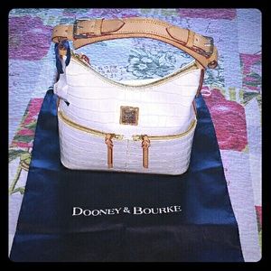 Croco embossed lther north/south zipper hobo D&B