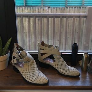 Jeffrey Canpell booties