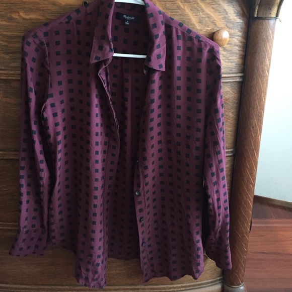 Madewell 100% silk size Small blouse.