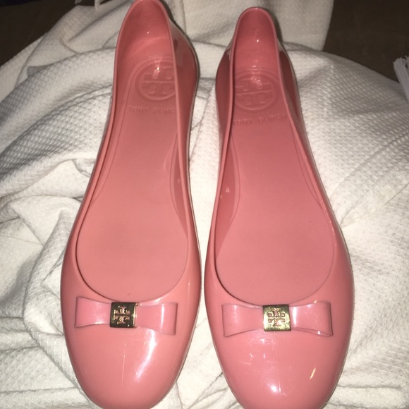 Tory Burch pink flats ♦️SOLD♦️