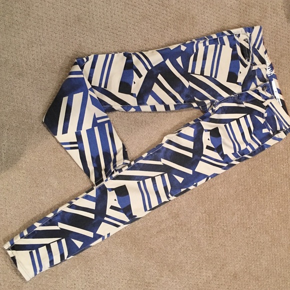 Geometric DKNY JEANS