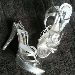 Gold White House Black Market Strappy Heels Sz 9