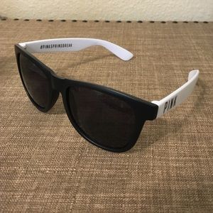 Victoria secret's sunglasses