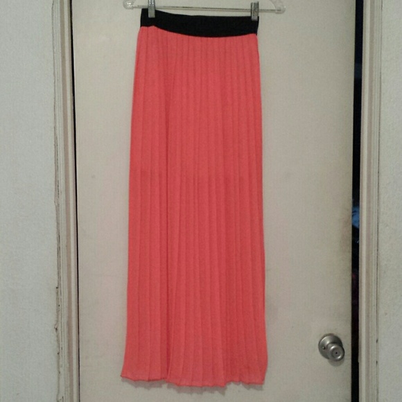 Long skirt
