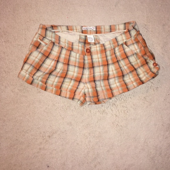 Forever 21 Pants - Forever Women's Shorts. Size medium
