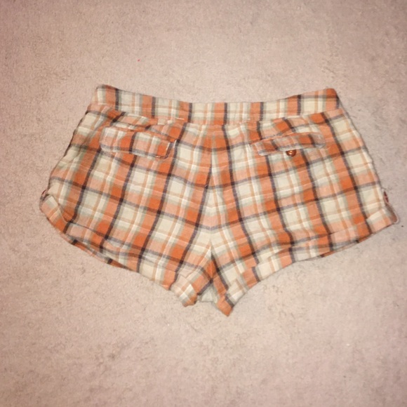 Forever Women's Shorts. Size medium - Picture 2 of 2