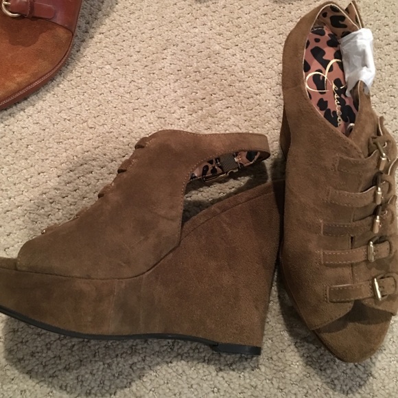 Jessica Simpson suede shoes