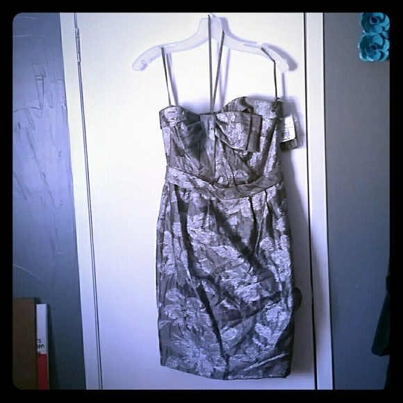 Vera Wang strapless dress
