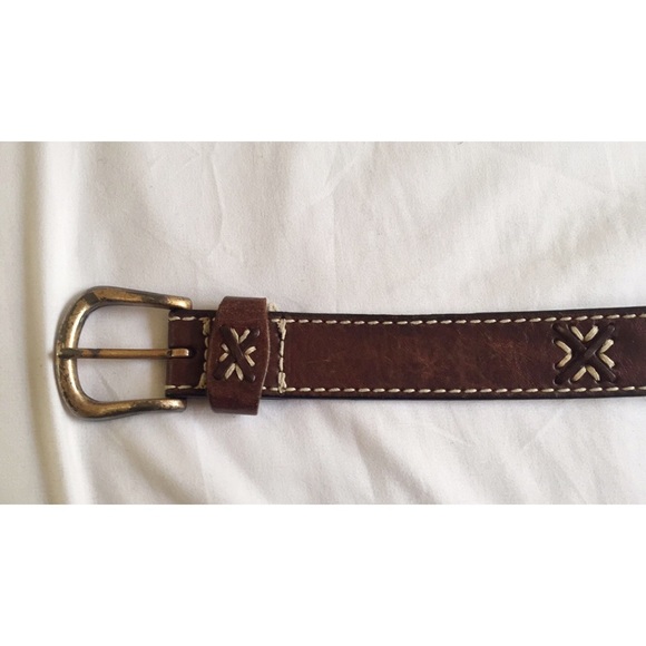 Vintage Leather Belt with stitched design - Picture 1 of 3