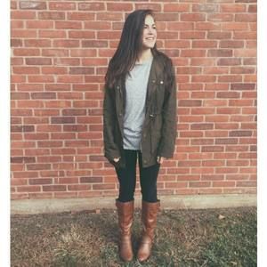 Meet your Posher, Rebecca