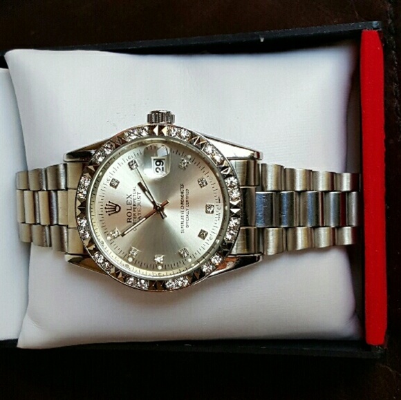 BEAUTIFUL Silver watch NEW