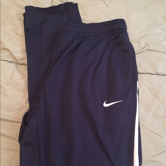‼️Sold on Ⓜ️erc🅰ri‼ Nike women's track pants