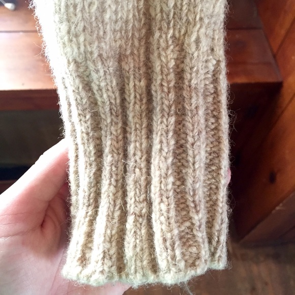 Boston Trader's Wool Sweater - Picture 4 of 4