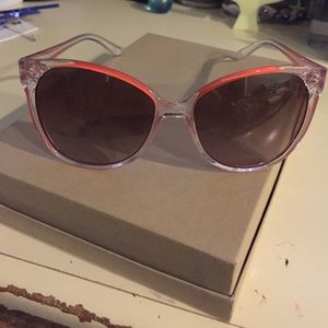 Tory burch light pink sunglasses
