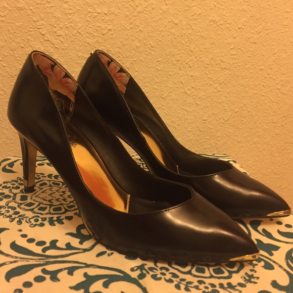 Ted Baker Monirra Pointed-Toe Pumps