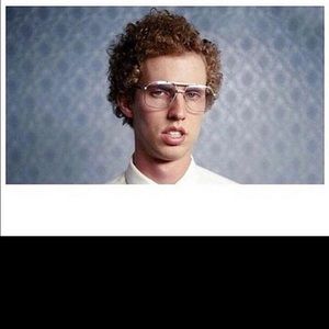 Meet your Posher, Makenzie