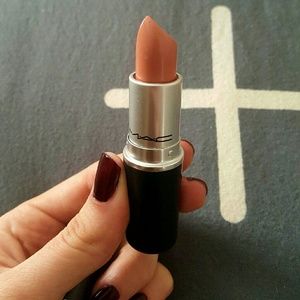 MAC CREMESHEEN lipstick- Japanese Maple