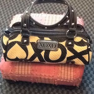 X0X0 Black /Cream Straw Purse-S8