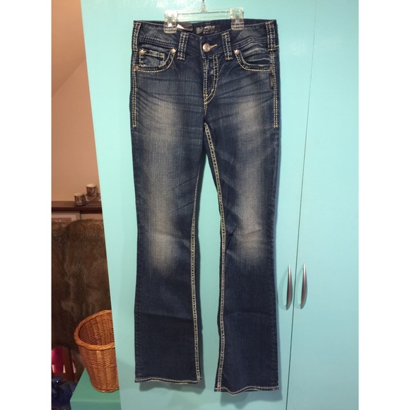 Size 26 Silver Jeans Suki Surplus