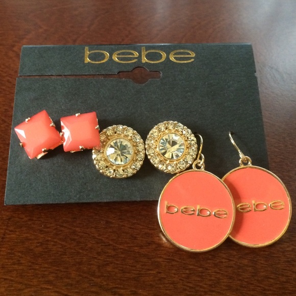 Bebe Earring set