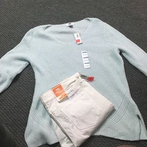 Light blue old navy sweater