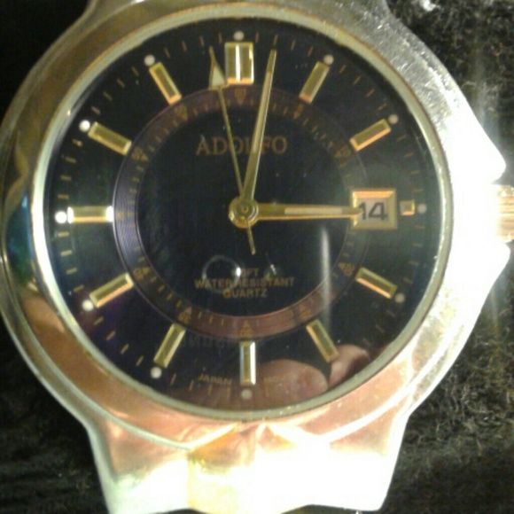 Watch - Picture 2 of 2