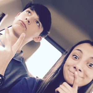 Meet your Posher, Hunter