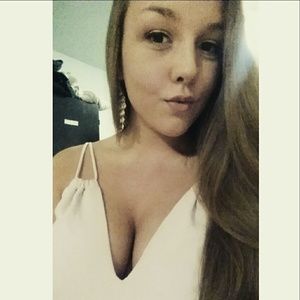 Meet your Posher, Casondra