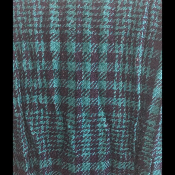 Closet Closing in 24 hours! Teal & Blue Scarf - Picture 2 of 3