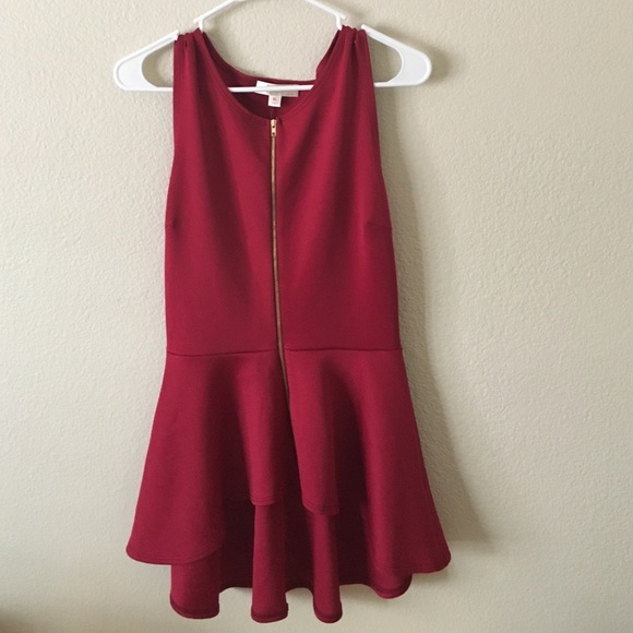 Red Loose Peplum Top With Gold Zipper