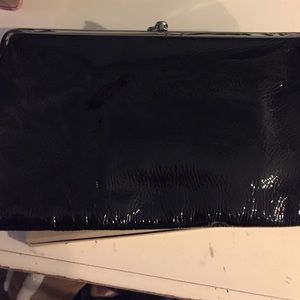 Black clutch