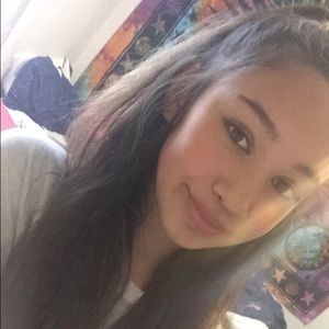 Meet your Posher, Clover